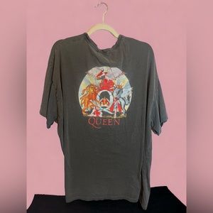 Daydreamer Queen Tee